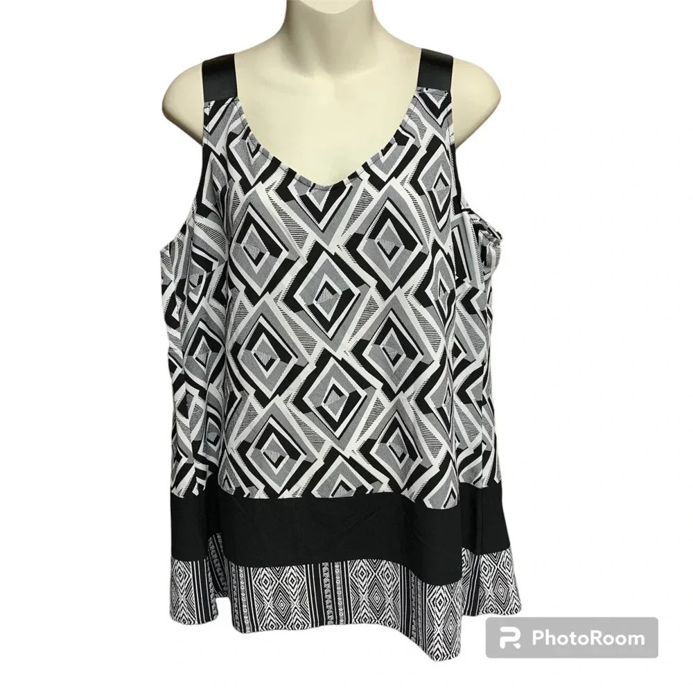 Tribal black/white size large multi patterned top no stretch